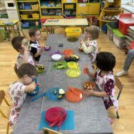 Więcej o: Żółte Sówki robią sałatkę owocową