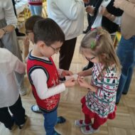 Więcej o: Świąteczny obiad w przedszkolu